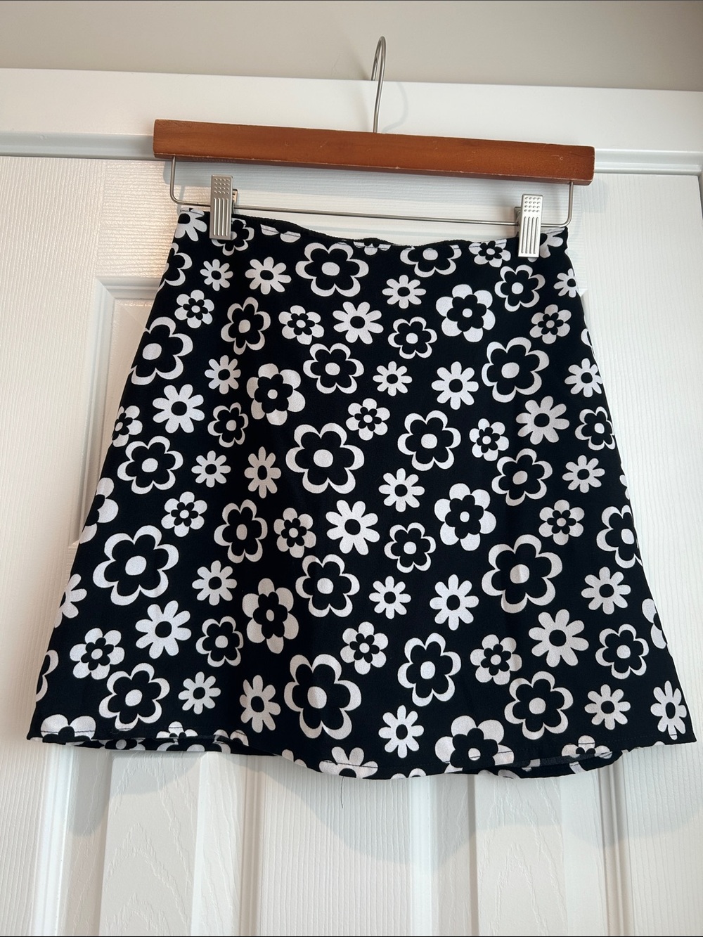 Hollister Black & White Floral Mini Skirt